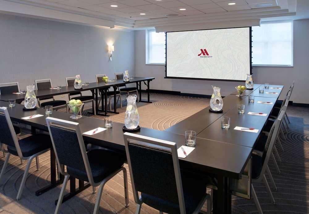 רוזמונט Chicago Marriott Suites O'Hare מראה חיצוני תמונה