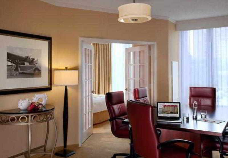 רוזמונט Chicago Marriott Suites O'Hare מראה חיצוני תמונה
