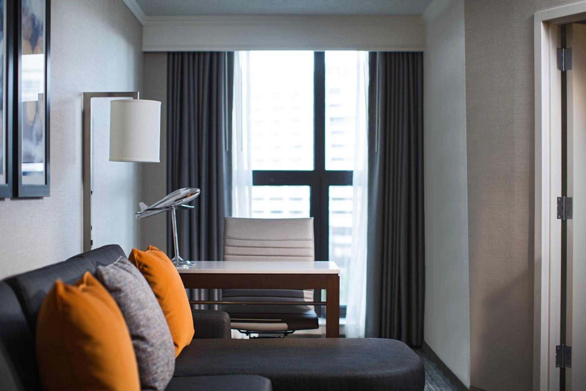 רוזמונט Chicago Marriott Suites O'Hare מראה חיצוני תמונה