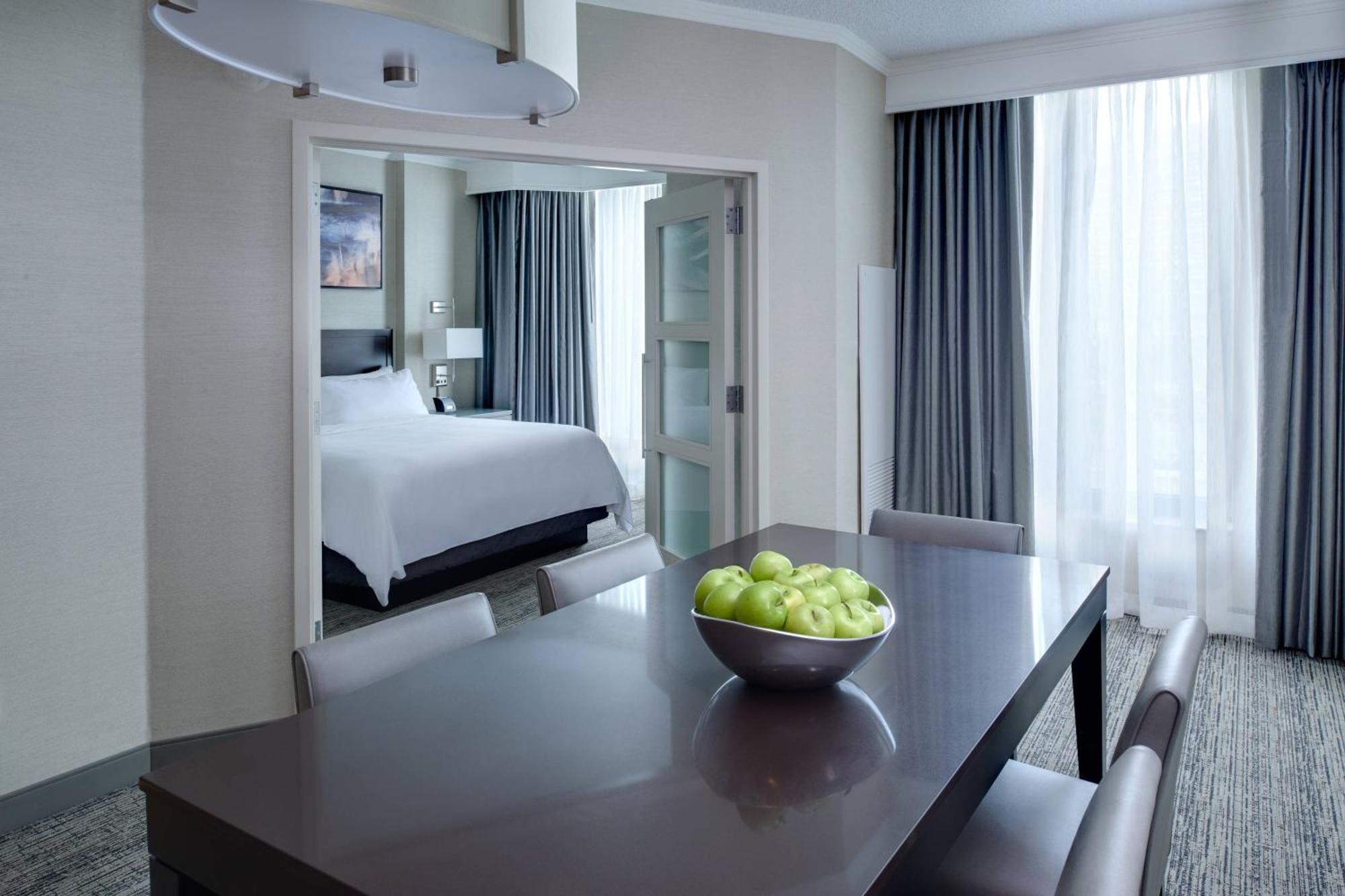 רוזמונט Chicago Marriott Suites O'Hare מראה חיצוני תמונה