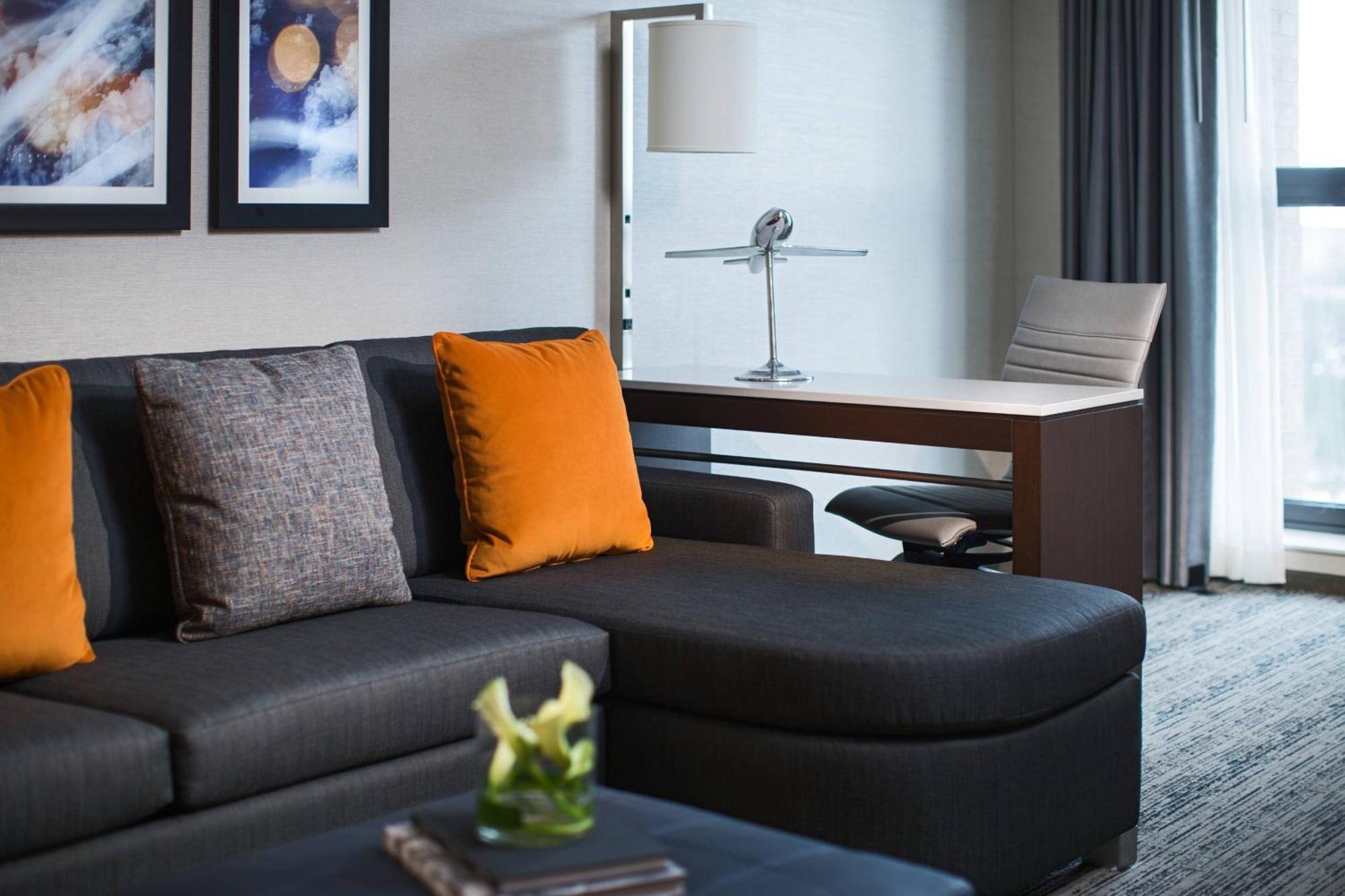 רוזמונט Chicago Marriott Suites O'Hare מראה חיצוני תמונה